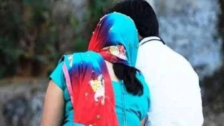 फिदा झाली अन् सासऱ्याला घेऊन पळून गेली, आता नवरा म्हणतो, शोधणाऱ्यास मिळेल 20,000 रुपये