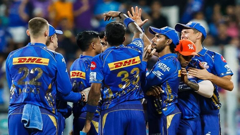 IPL 2025 3 खेळाडू ‘आऊट’, आरसीबी आणि मुंबईला प्लेऑफआधी गूड न्यूज