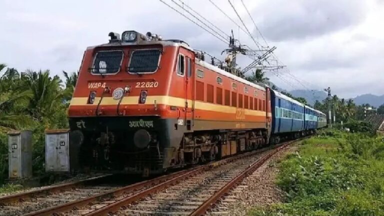12 वी उत्तीर्ण उमेदवारांसाठी रेल्वेत नोकरीची सुवर्णसंधी! तब्बल 3000 हून अधिक पदांसाठी भरती अन्…