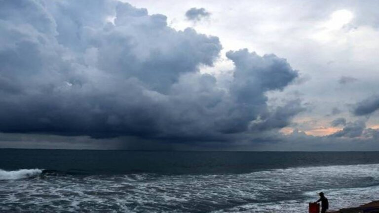 नव्या संकटासाठी तयार राहा… अरबी समुद्रातच मोठा खेळ, 48 ते 72 तासांत… हवामान विभागाचा इशारा काय?